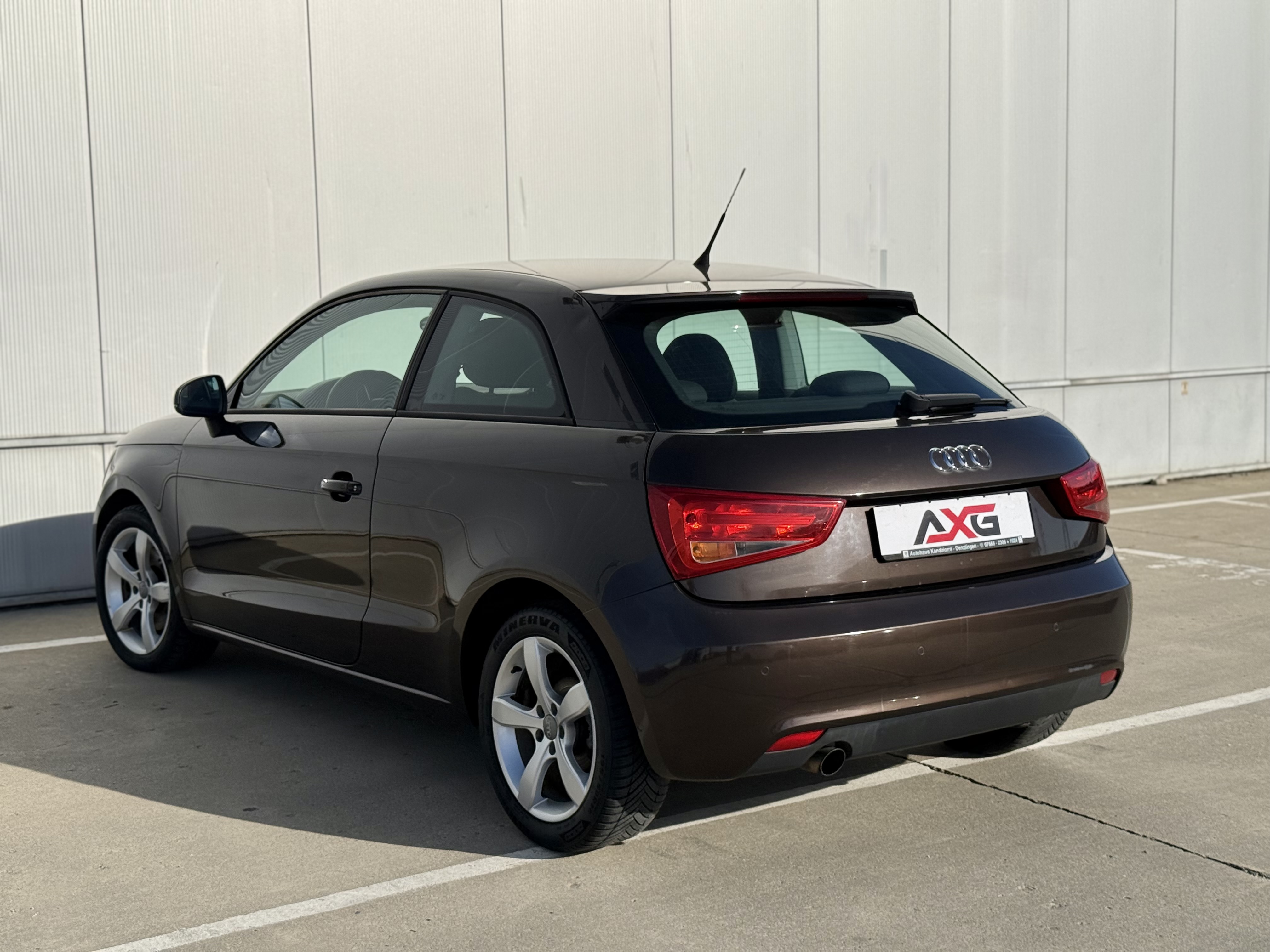 Audi  A1 2011