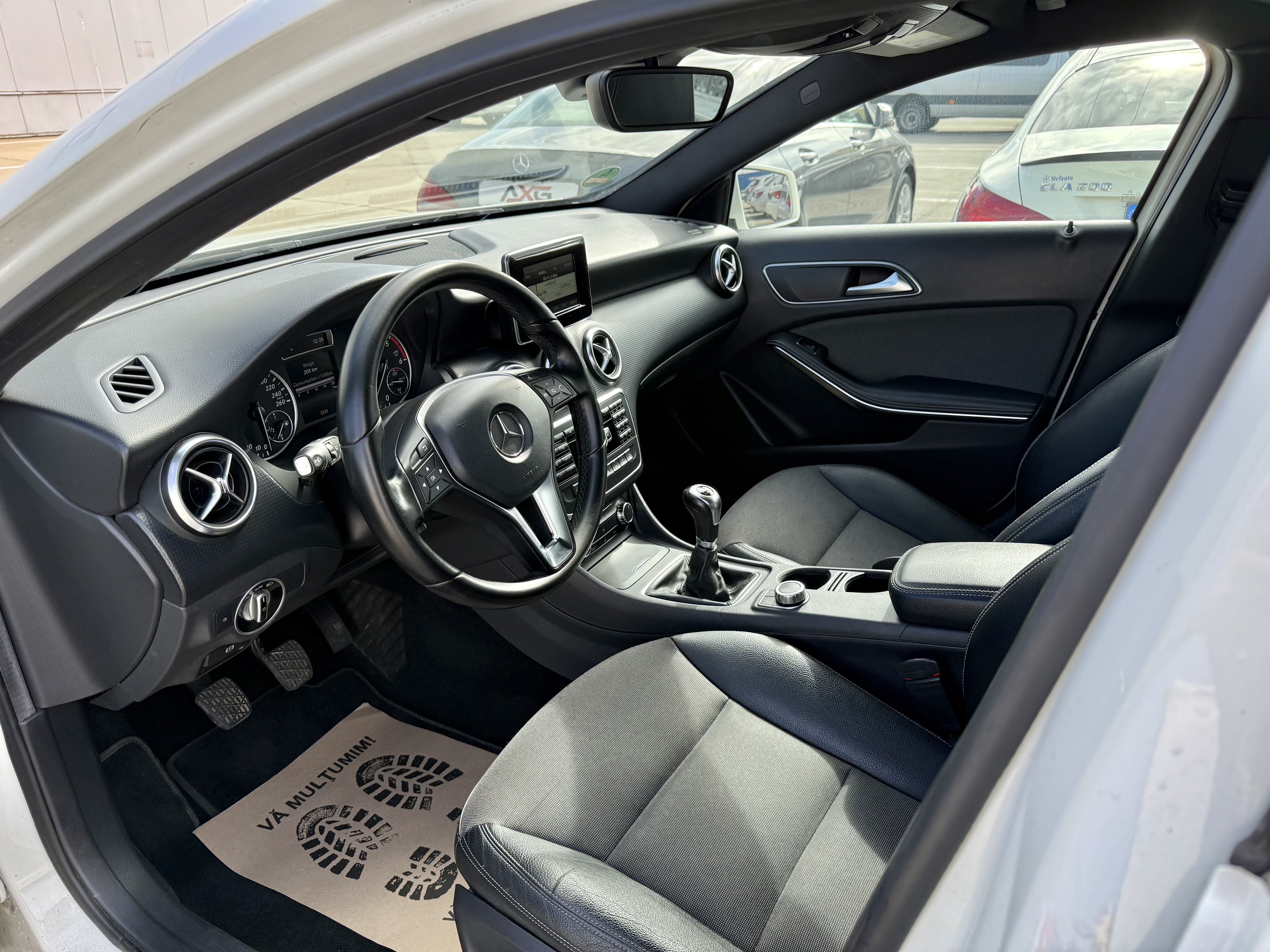Mercedes  A 180d 2015